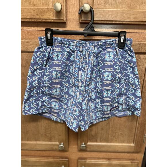 Patagonia Women's Baggies Shorts Size Small, 5 Inch Inseam Blue Pattern - Picture 1 of 5